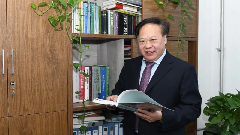 中国农业大学动物科学技术学院谯仕彦教授